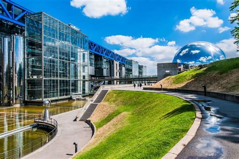  La Cité des Sciences et de l'Industrie: Un universo de aprendizaje y diversión para toda la familia